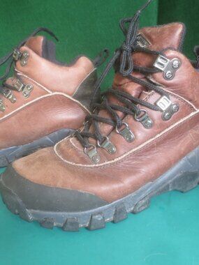 New Balance 1000 Men's Leather Hiker Boots - Size 8